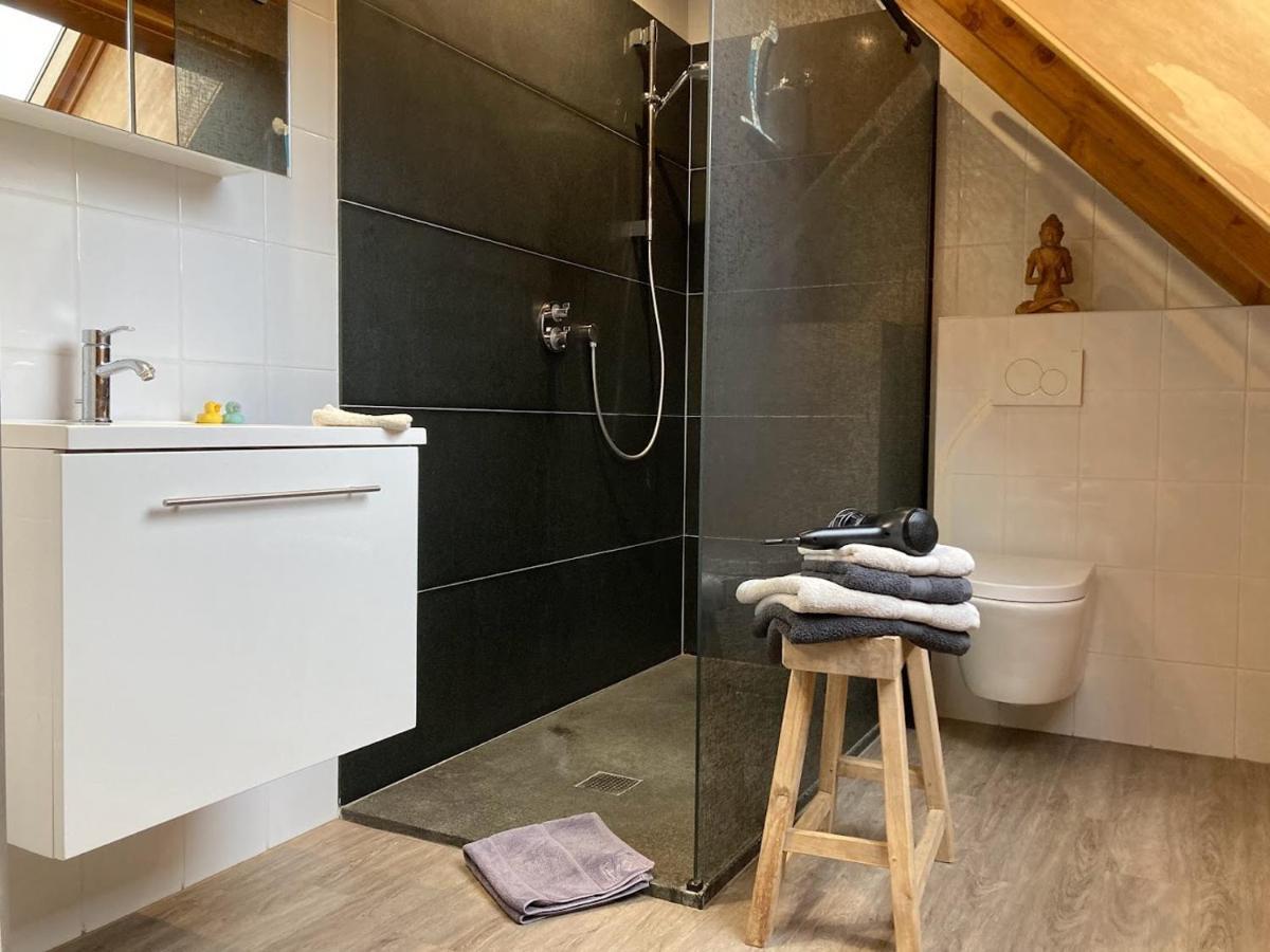 Gastenverblijf Chambre Damis - Geniet Van Haspengouw, Buiten En Binnen! Heers Exteriör bild
