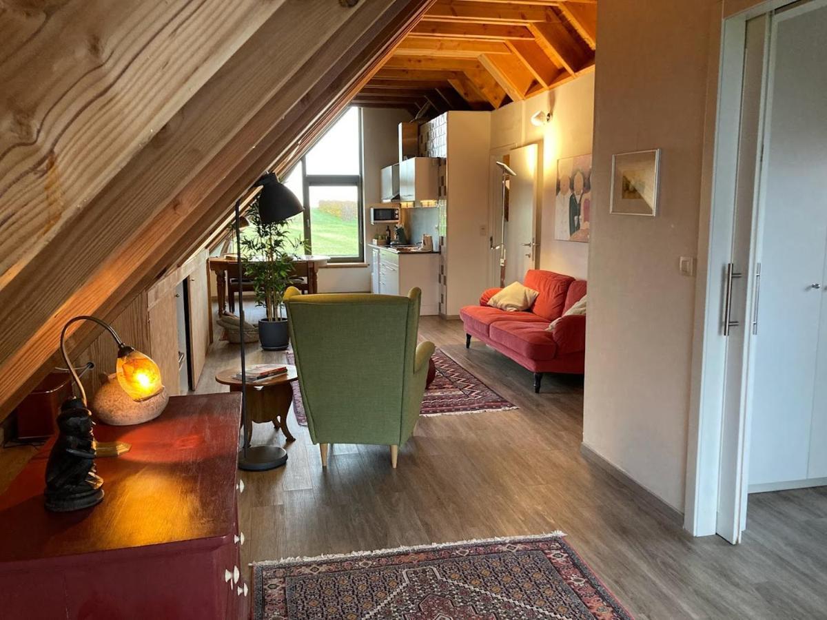 Gastenverblijf Chambre Damis - Geniet Van Haspengouw, Buiten En Binnen! Heers Exteriör bild
